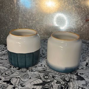 2 ceramic plant pots 🪴 NWOT